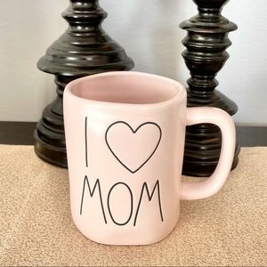 🆕Rae Dunn I ♥️ MOM Ceramic Mug